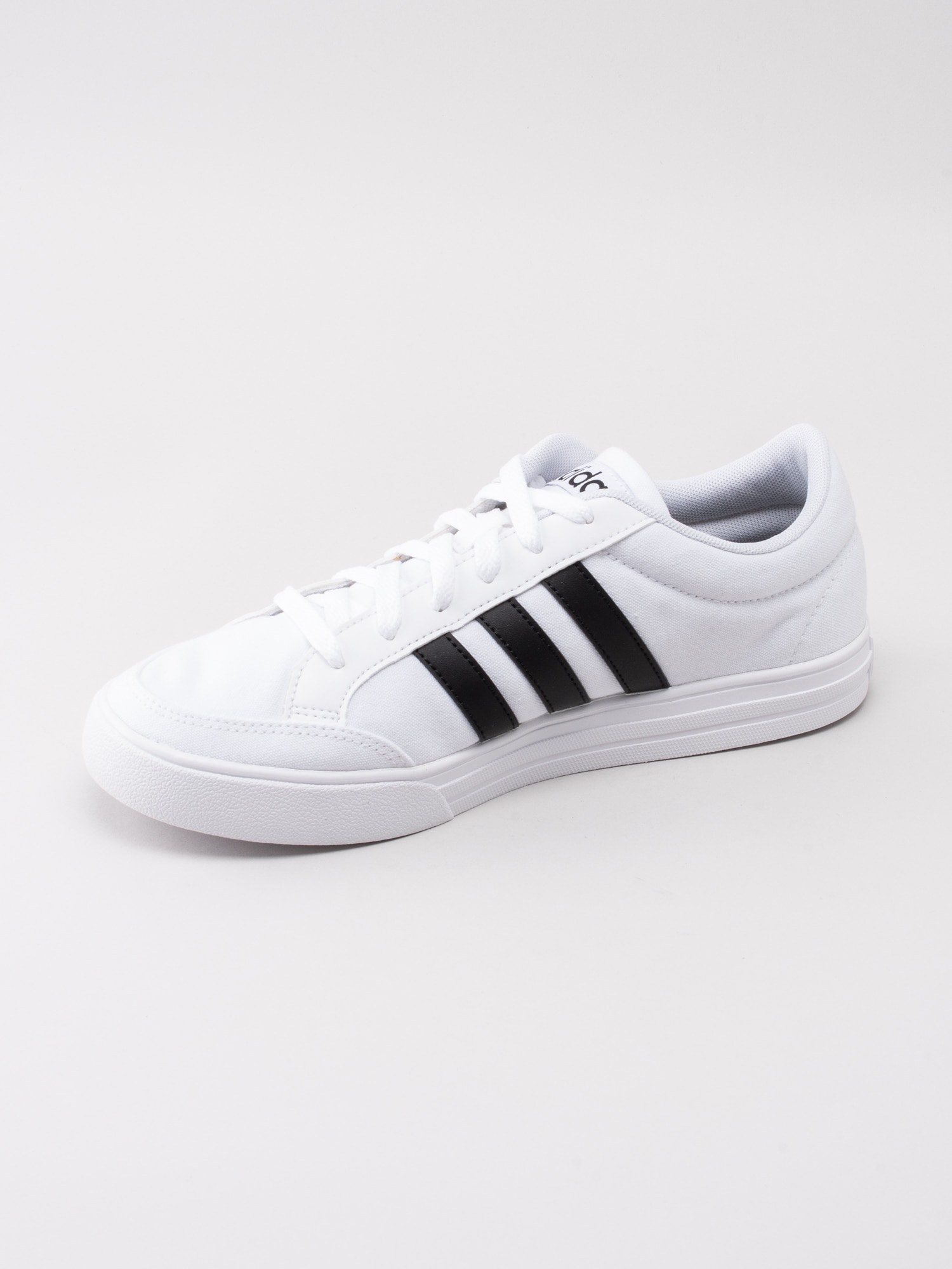 55191021 Adidas Vs Set AW3889 vita tygskor-2