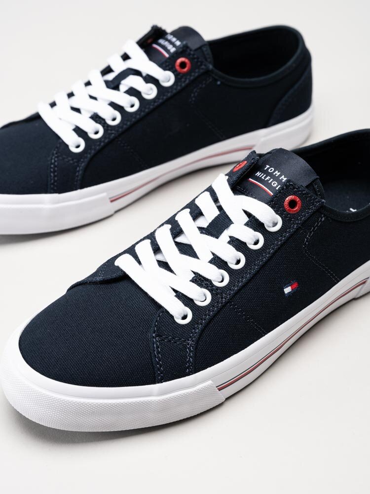 Tommy Hilfiger - Core Corporate Vulc Canvas - Mörkblå sneakers i textil