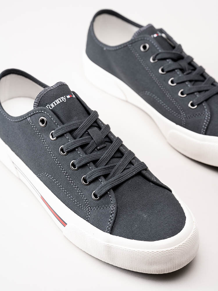 Tommy Hilfiger - Tommy Jeans Lace Up Canvas - Mörkgrå sneakers i textil