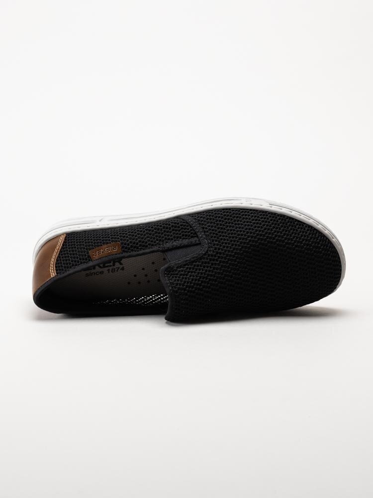 Rieker - Svarta slip on tygskor