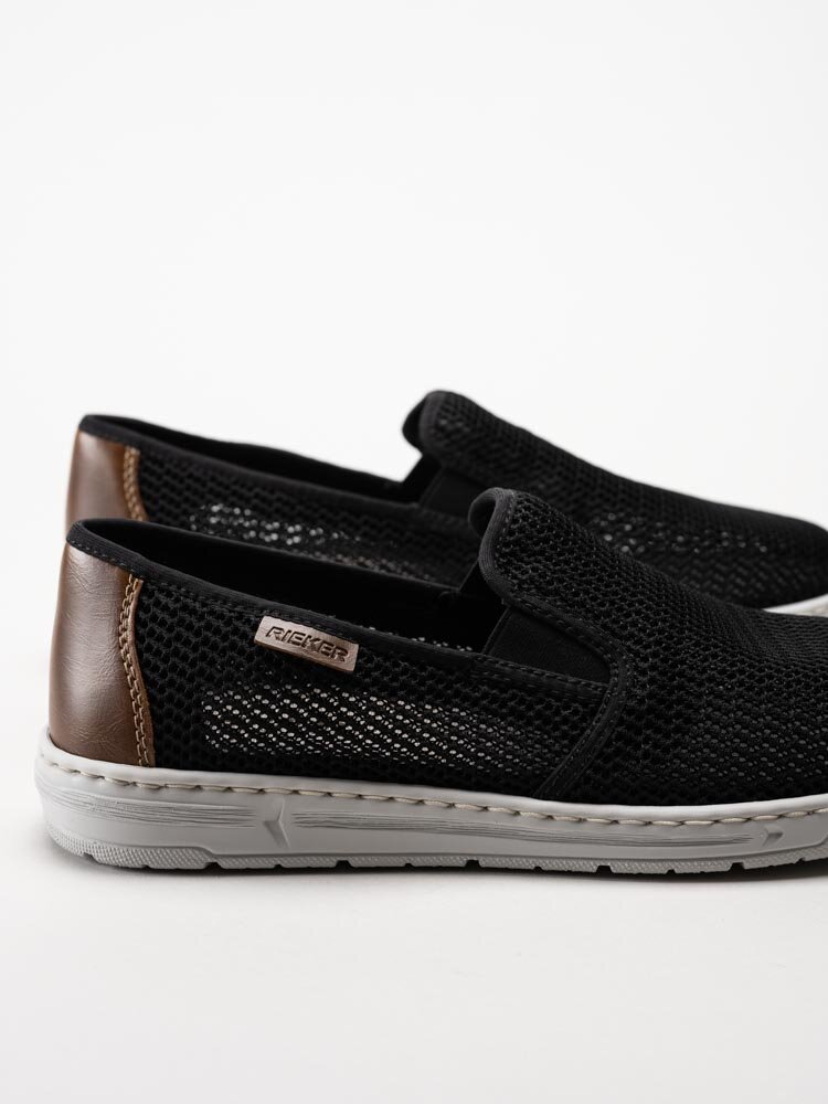 Rieker - Svarta slip on tygskor