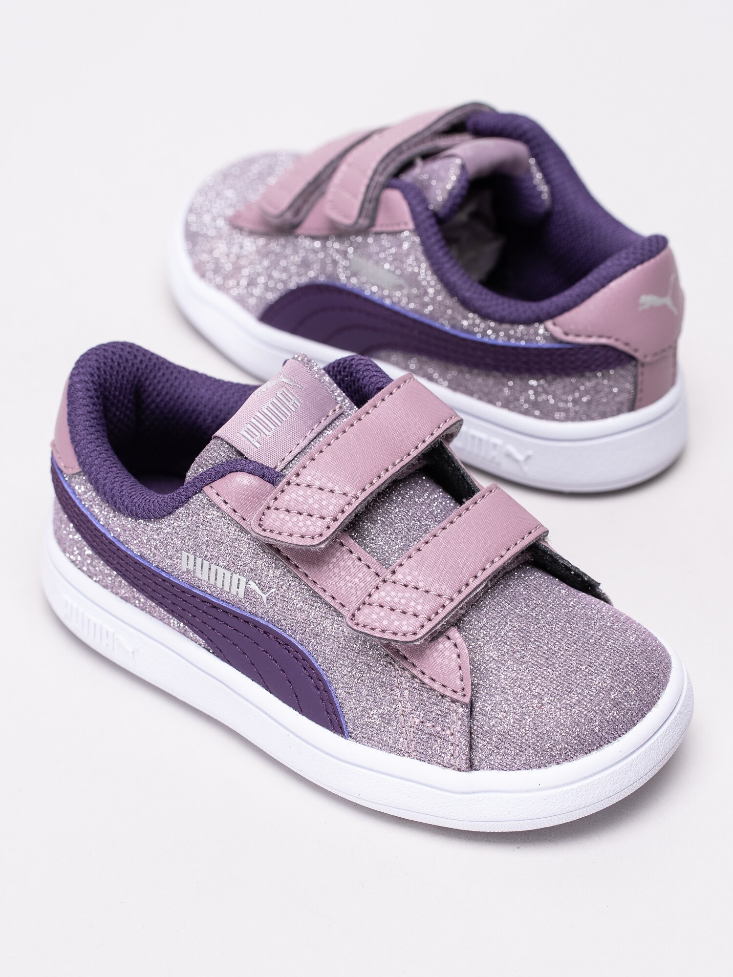 56191087 Puma Smash v2 Glitz Glam V I 367380-06 lila glittriga sneakers-6