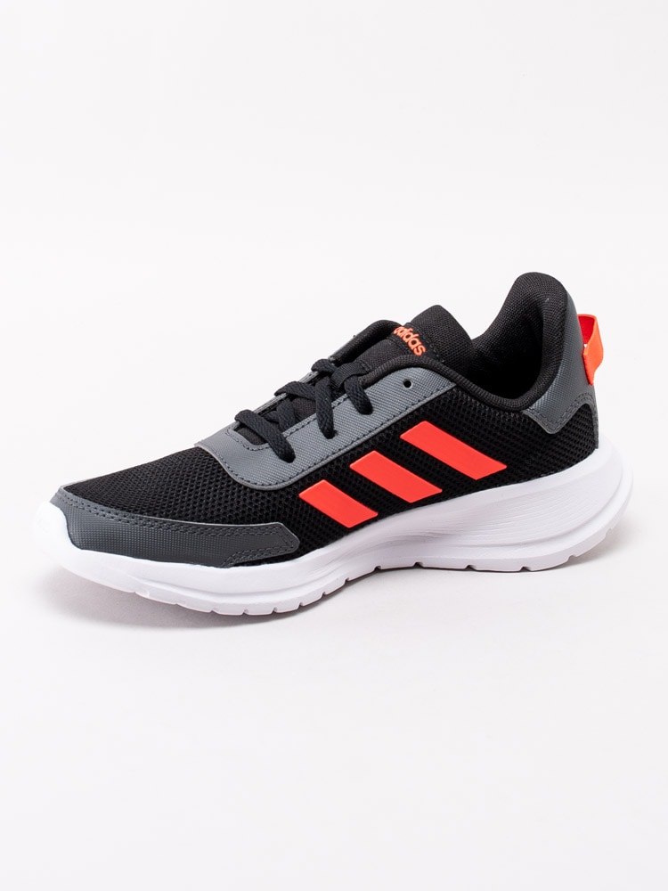 56201024 Adidas Tensor Run Kids EG4124 Svarta sportskor med röda 3-stripes-2