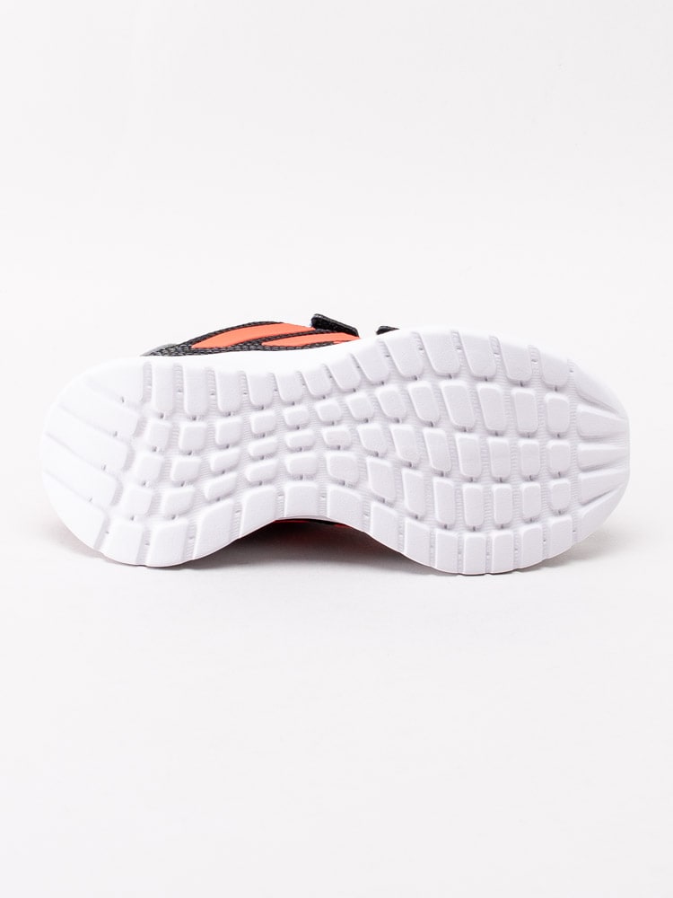56201029 Adidas Tensor Run Kids EG4143 Svarta sportiga sneakers med röda 3-stripes-5