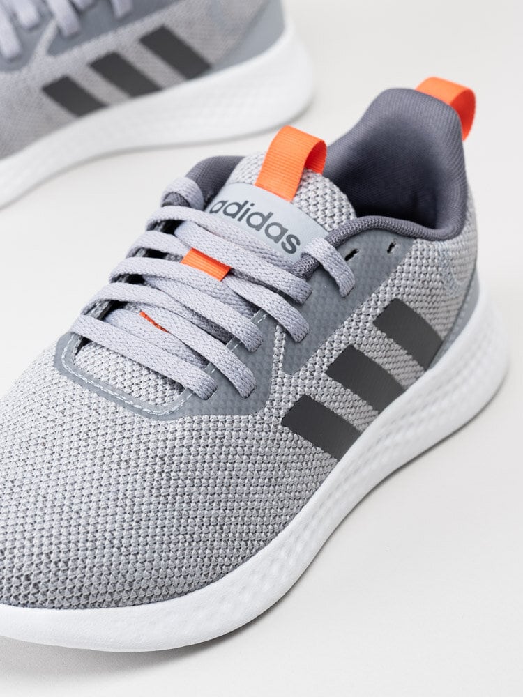 Adidas - Puremotion K - Grå sportskor med orange detaljer