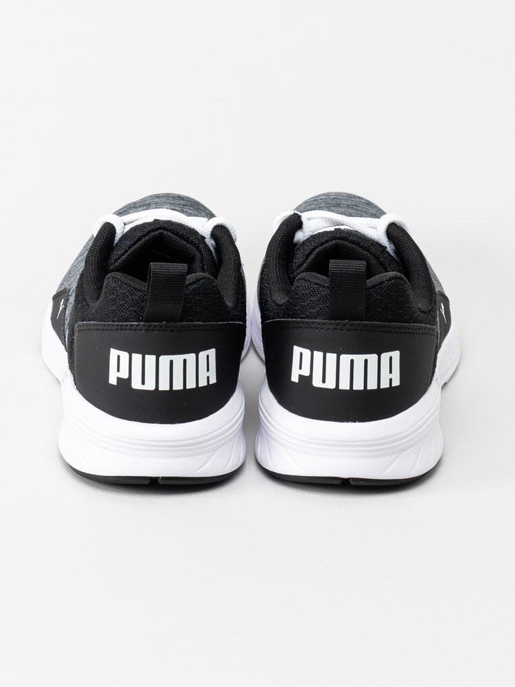 Puma - NRGY Comet - Svarta sportskor med grå detaljer