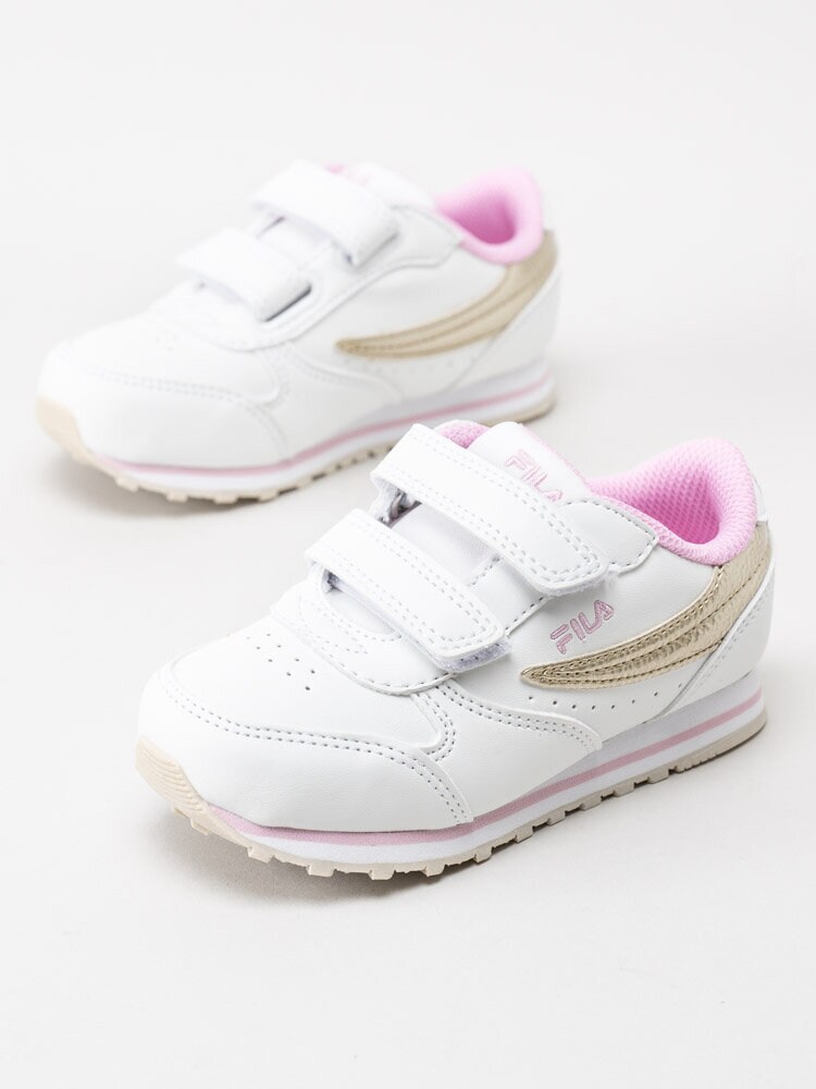 FILA - Orbit Velcro Infans - Vita retrosneakers med fina detaljer.