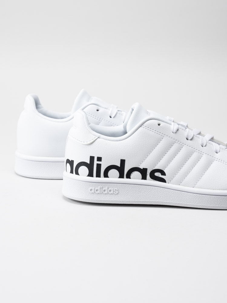 Adidas - Grand Court LTS K - Vita sneakers med svart logga