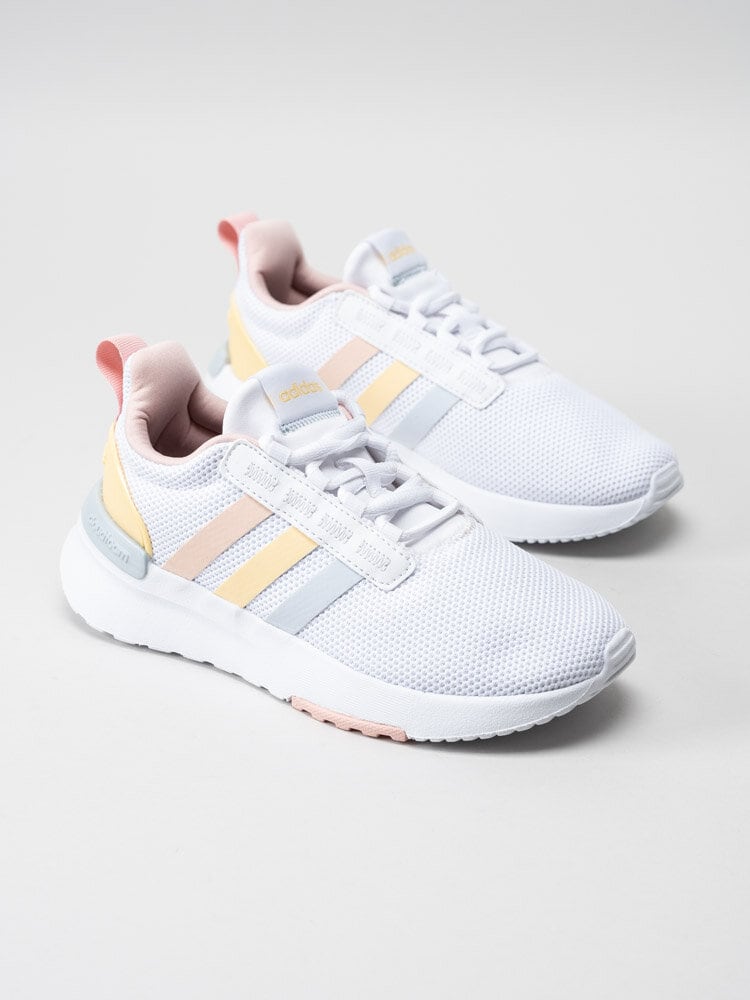 Adidas - Racer TR21 K - Ljusgrå sneakers i textil