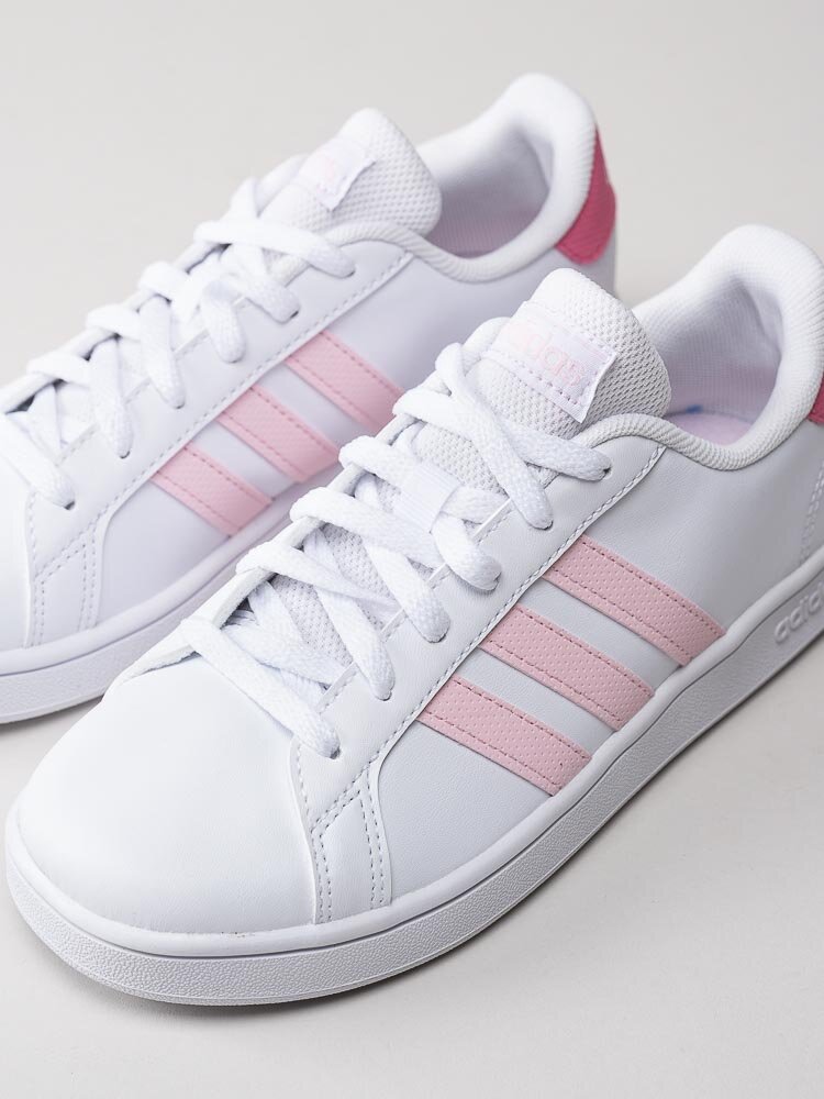 Adidas - Grand Court K - Vita sneakers med rosa stripes