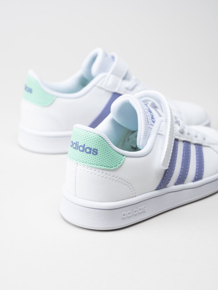 Adidas - Grand Court El C - Vita sneakers med lila stripes