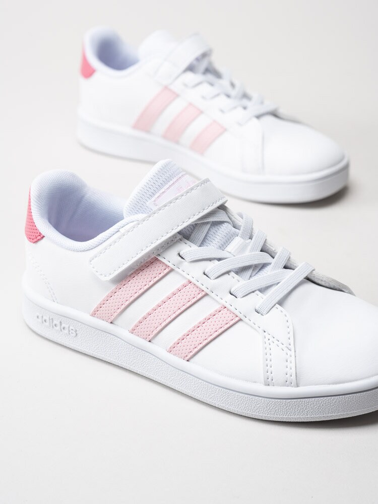 Adidas - Grand Court El C - Vita sneakers med rosa stripes