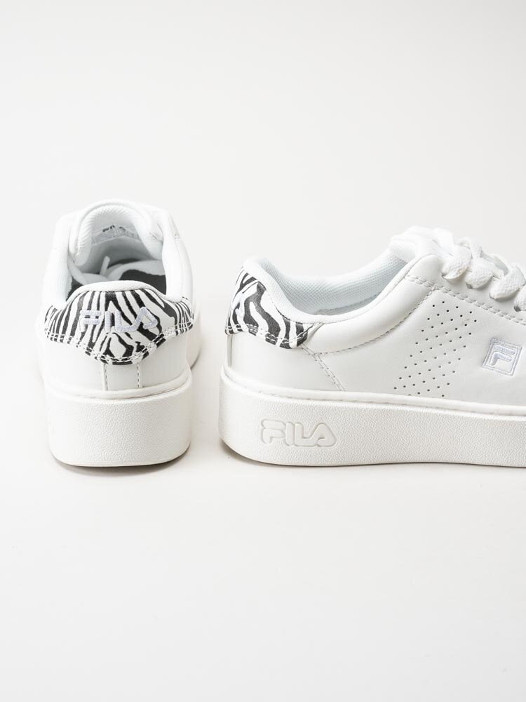 FILA - Crosscourt Altezza R Teens - Vita sneakers med zebramönster