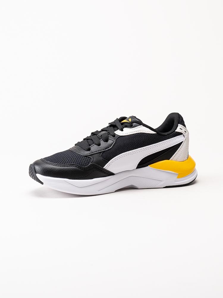 Puma - X-Ray Speed Lite Jr - Svarta sneakers med vita och orange detaljer