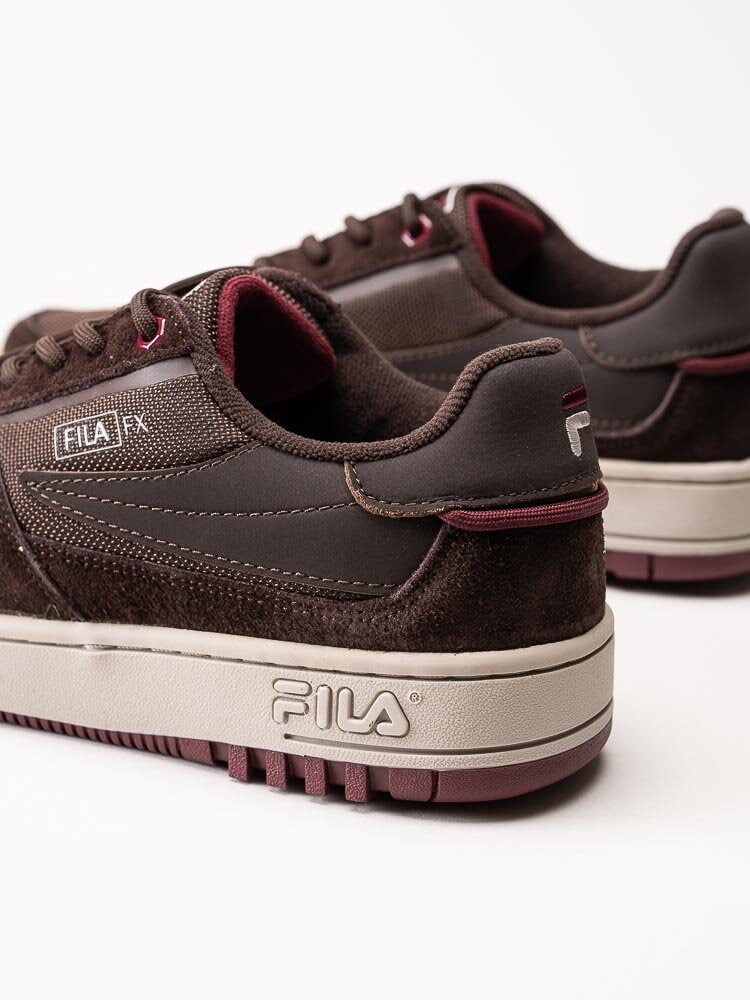 FILA - Fxventuno O Low - Bruna sneakers med mockadetaljer