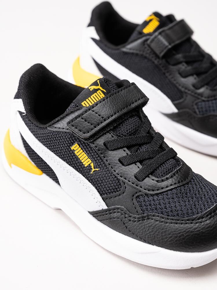 Puma - X-Ray Speed Lite AC Inf - Svarta sneakers med vita och orange detaljer