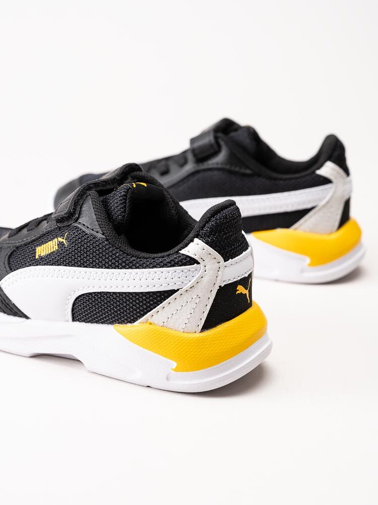 Puma - X-Ray Speed Lite AC Inf - Svarta sneakers med vita och orange detaljer