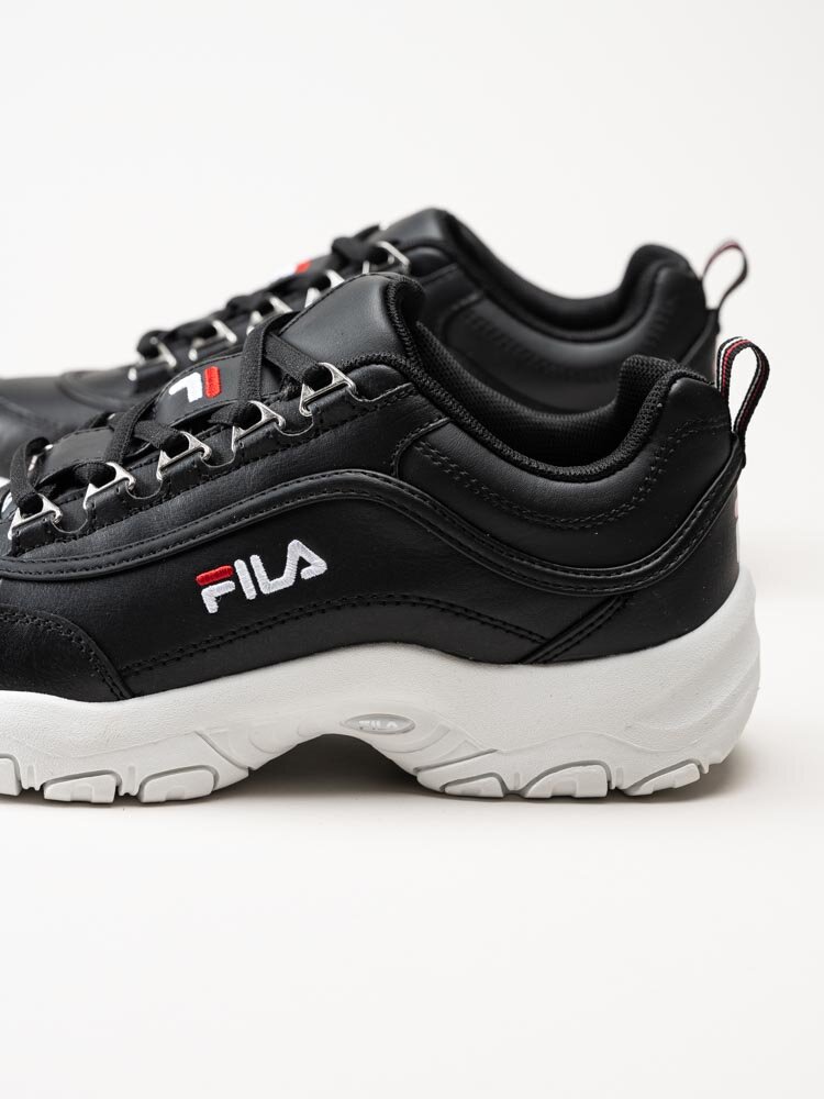 FILA - Strada Low T - Svarta 90-tals sneakers