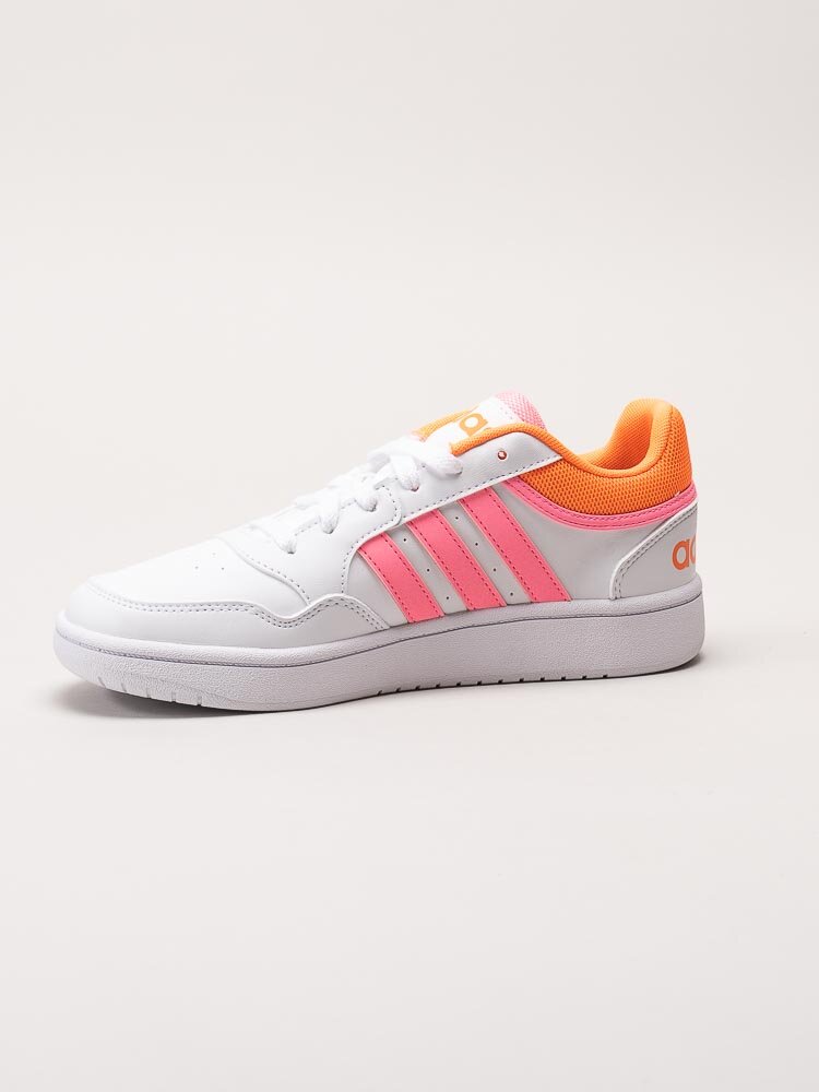 Adidas - Hoops 3.0 K - Vita sneakers med neonrosa stripes