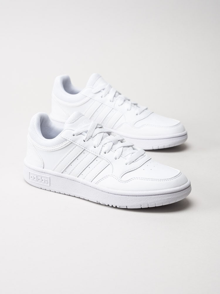 Adidas - Hoops 3.0 K - Vita sneakers i skinnimitation