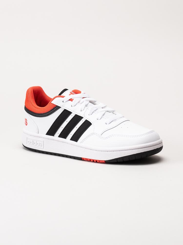 Adidas - Hoops 3.0 K - Vita sneakers med orange detaljer