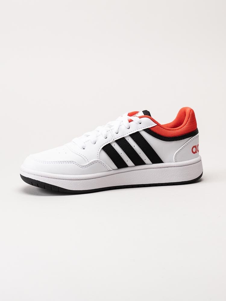 Adidas - Hoops 3.0 K - Vita sneakers med orange detaljer