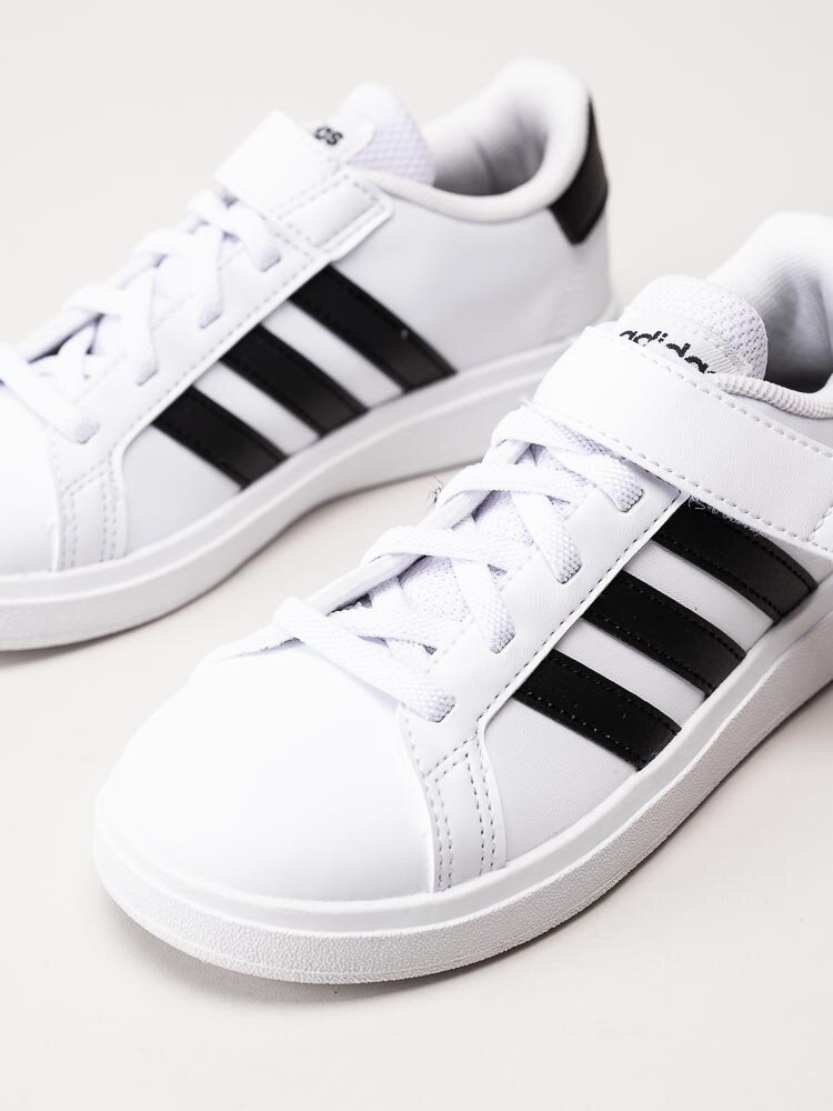 Adidas - Grand Court 2.0 El K - Vita sneakers med svarta stripes