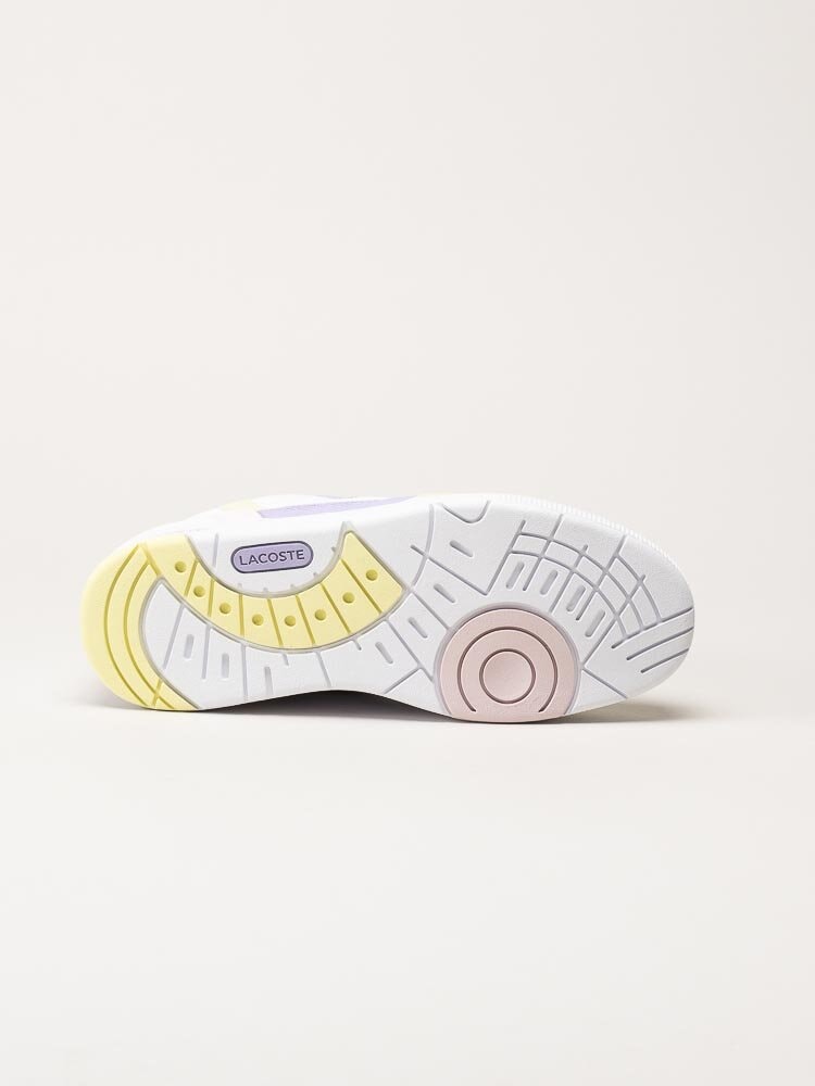 Lacoste - T-Clip - Vita sneakers med rosa, lila och gröna detaljer