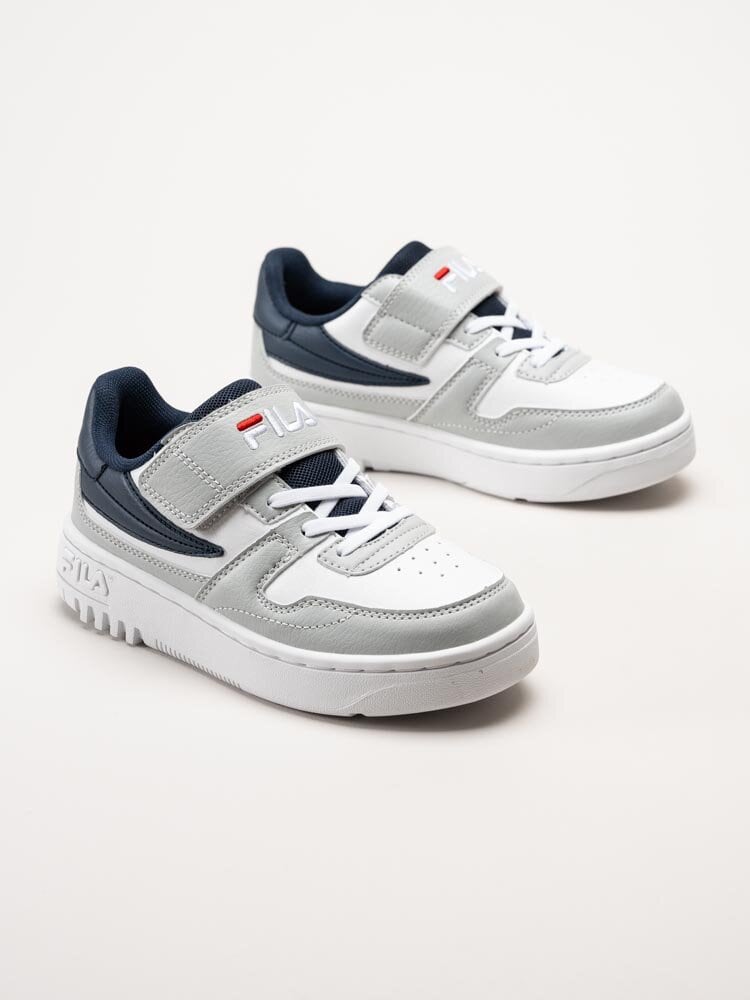 FILA - Fxventuno Velcro Kids - Vit grå sneakers