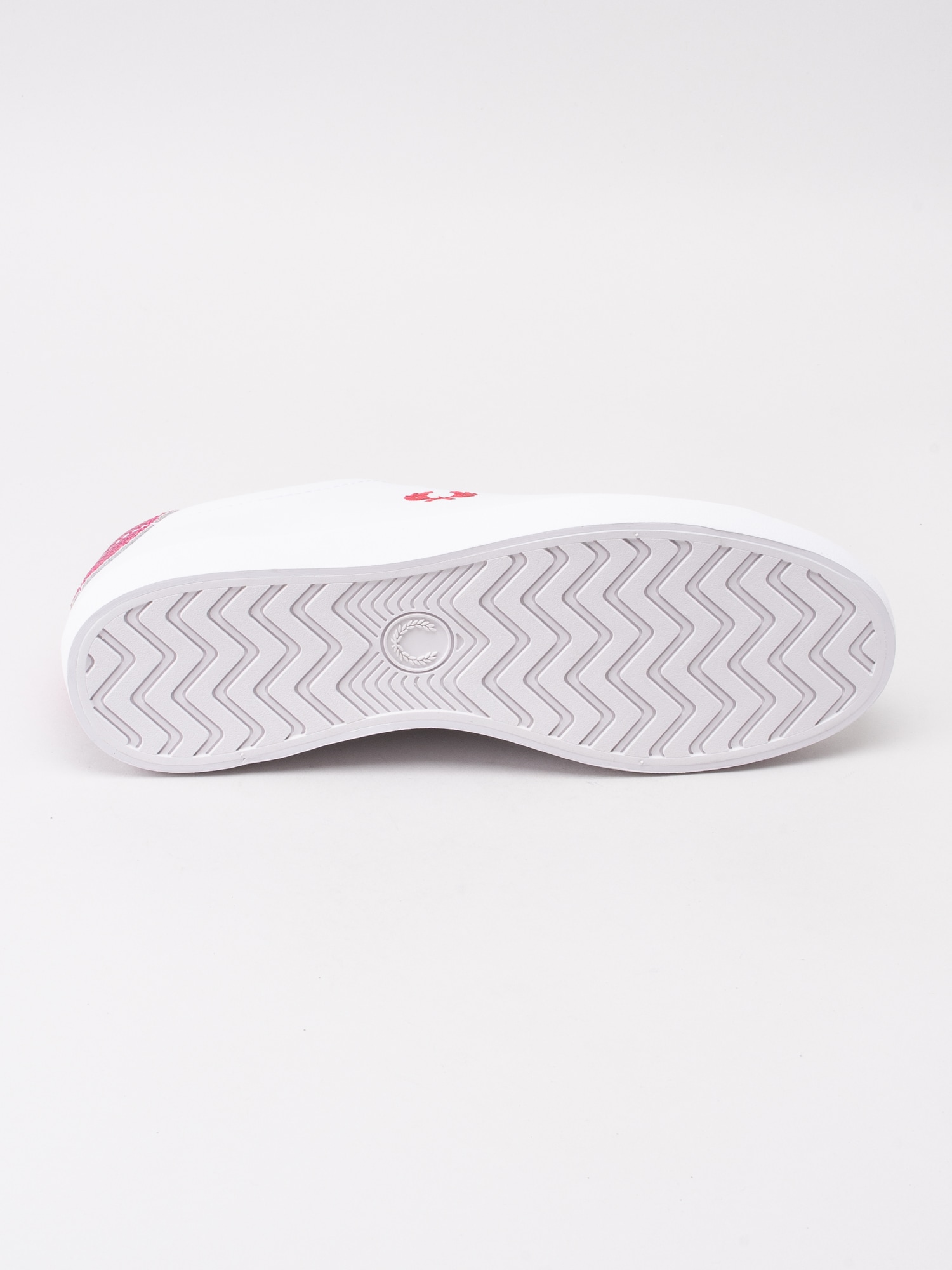 57191038 Fred Perry Lottie B5139W-100 vita sneakers med rosa detaljer-6