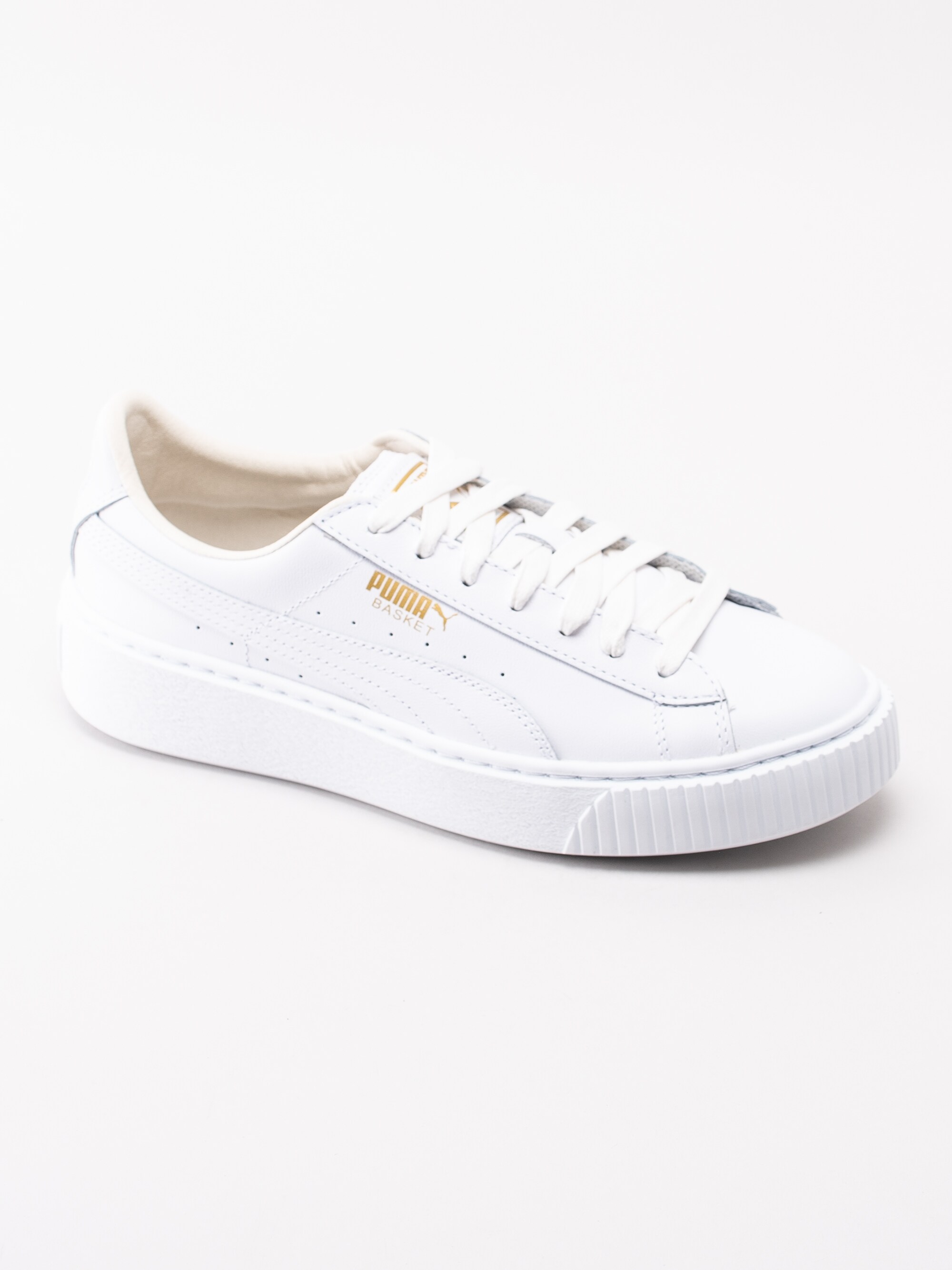 57191107 Puma Basket Platform Core 364040-004 vita sneakers med platåsula-1