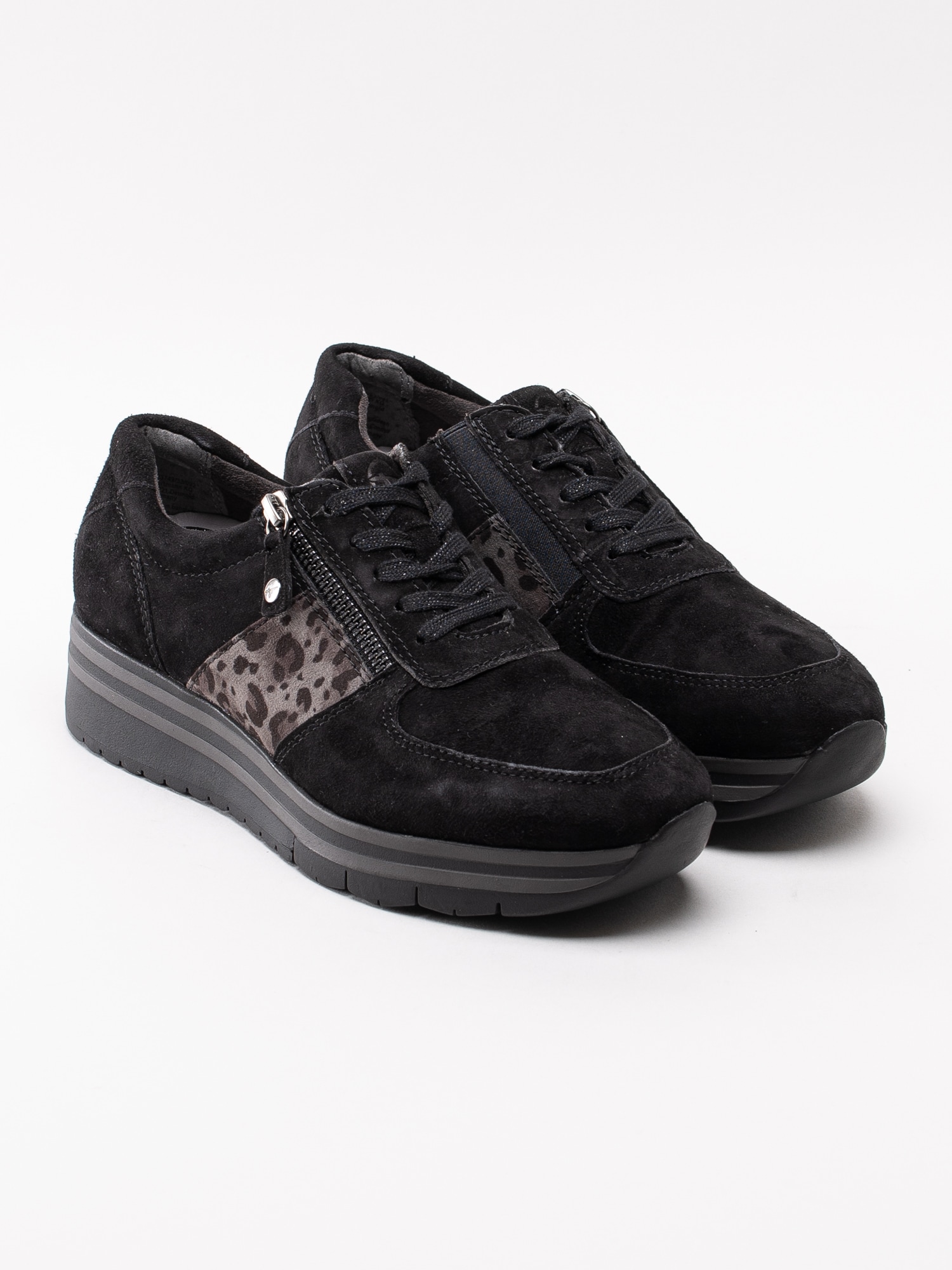 57193023 Tamaris 1-23749-33-092 svarta platå sneakers med leopard detalj-3