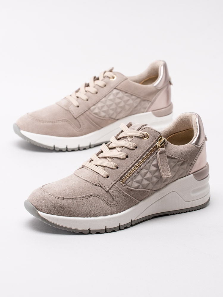 57201121 Tamaris 1-23702-24-426 Beige sneakers med dragkedja och snörning-6