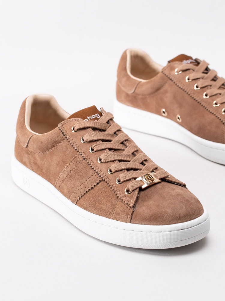 57201138 Philip Hog Serena Cuban Bruna sneakers i mocka med smyckeslogga-6