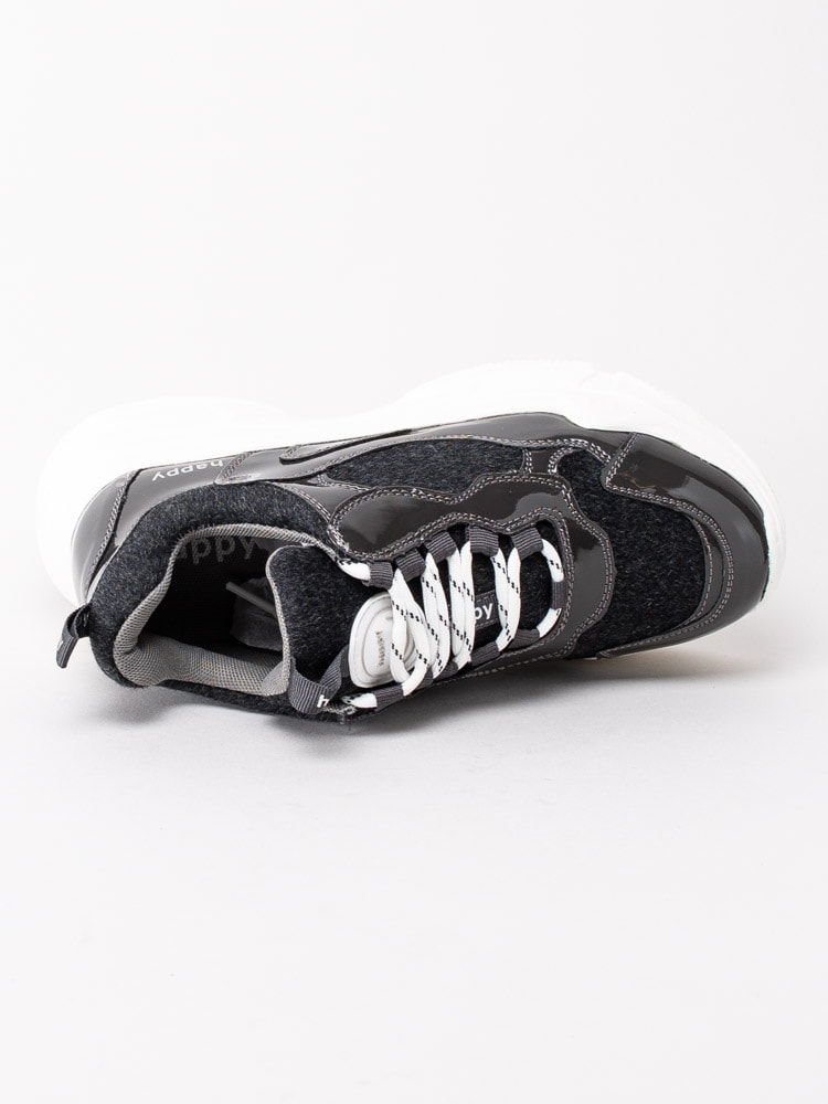 57203020 Happy Shoes Posh H111320W-BLACK Svarta chunky sneakers i lack-4