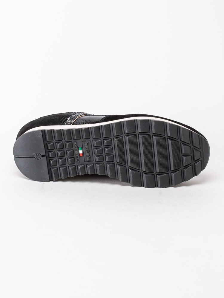 57203024 Nero Giardini 3190-100 Nero Svarta skinnsneakers med kristalldekoration-5