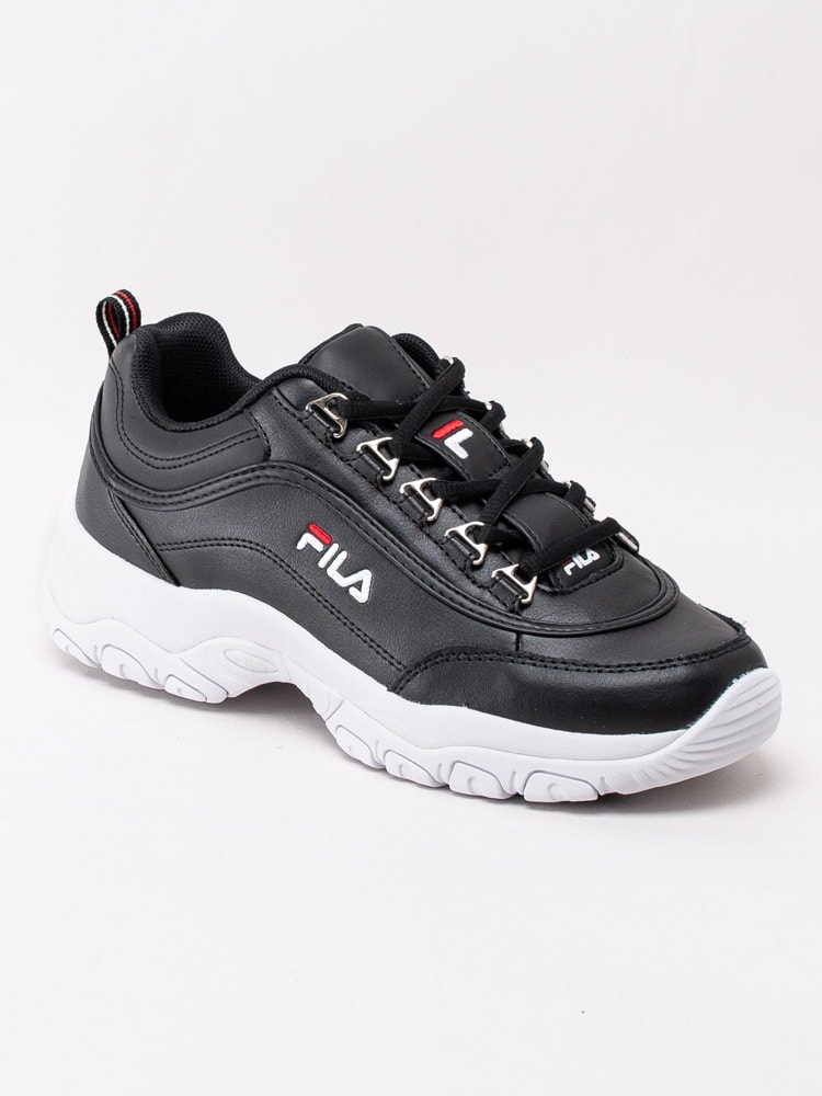 57203057 FILA Strada Low Wmn 1010560-25Y Svarta sneakers med vit sula-1