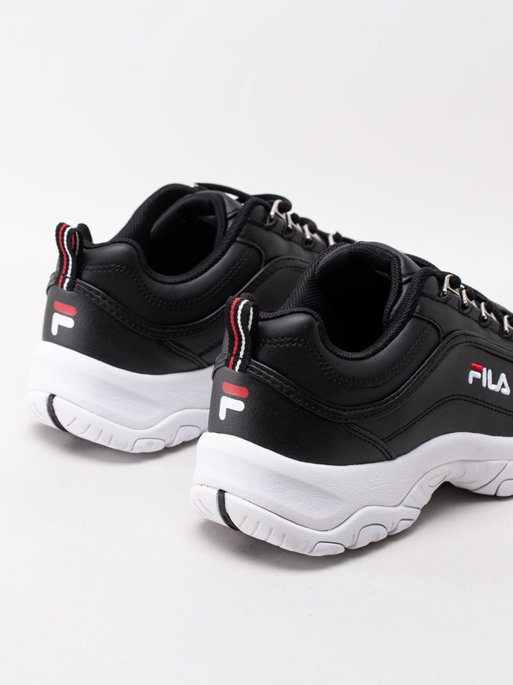 57203057 FILA Strada Low Wmn 1010560-25Y Svarta sneakers med vit sula-7