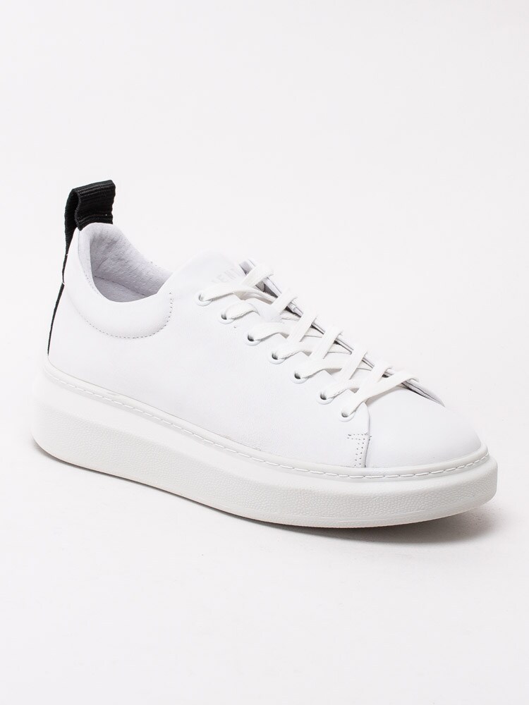 57203075 Pavement Dee 16401-030 Vita sneakers i skinn med platå-1