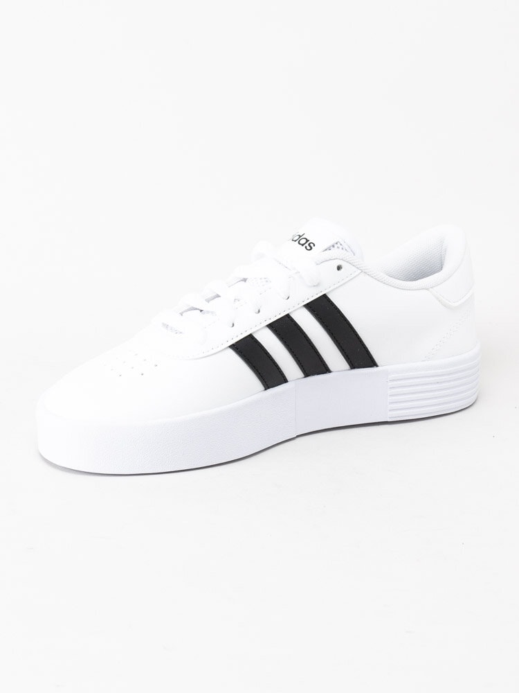 Adidas - Court Bold - Vita klassiska sneakers i skinn