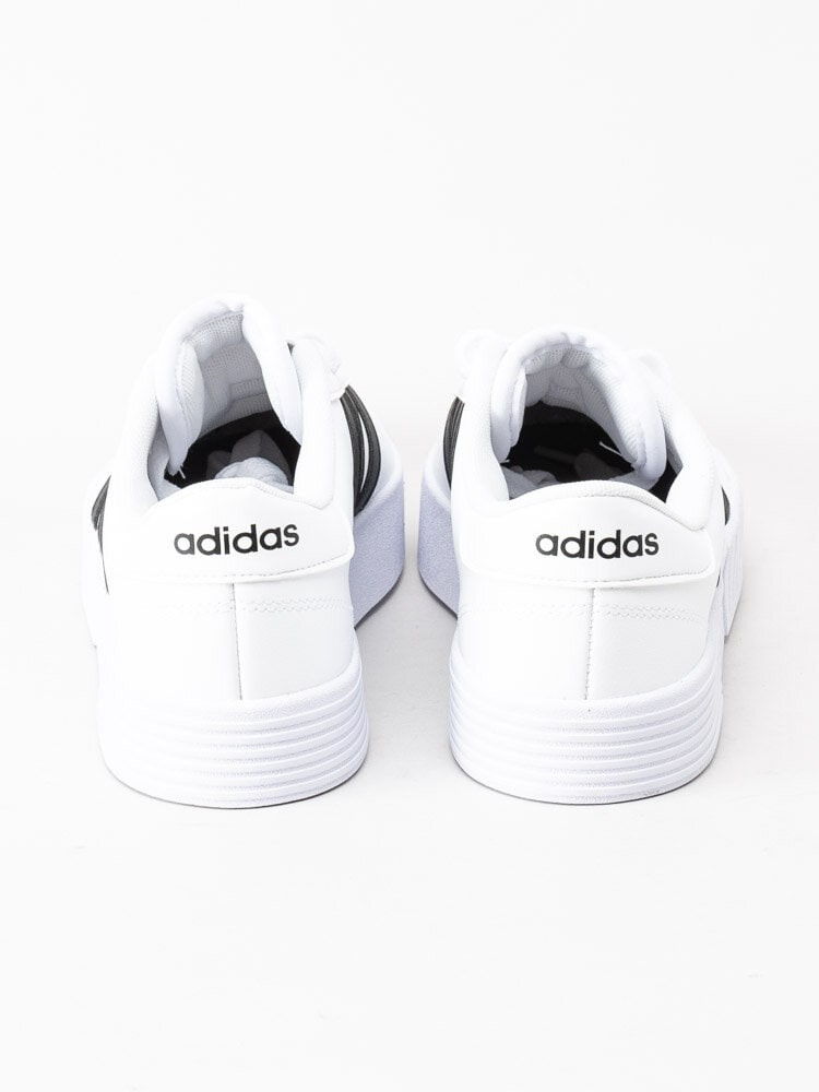 Adidas - Court Bold - Vita klassiska sneakers i skinn