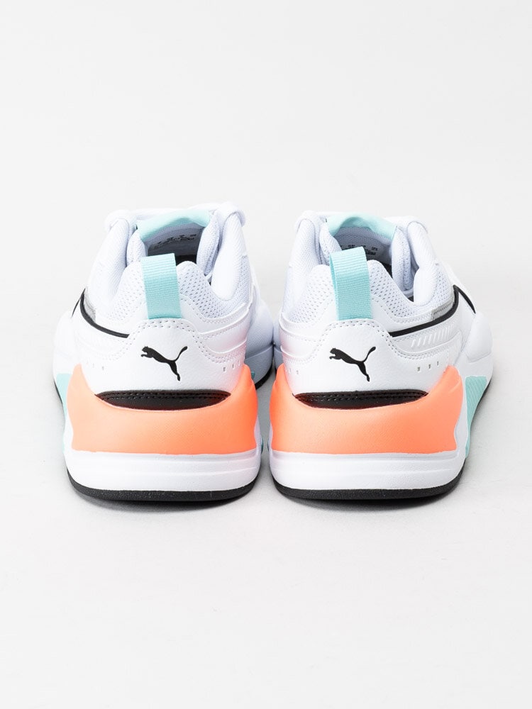 Puma - X-Ray 2 Square - Vita chunky sneakers med turkosa och orange detaljer