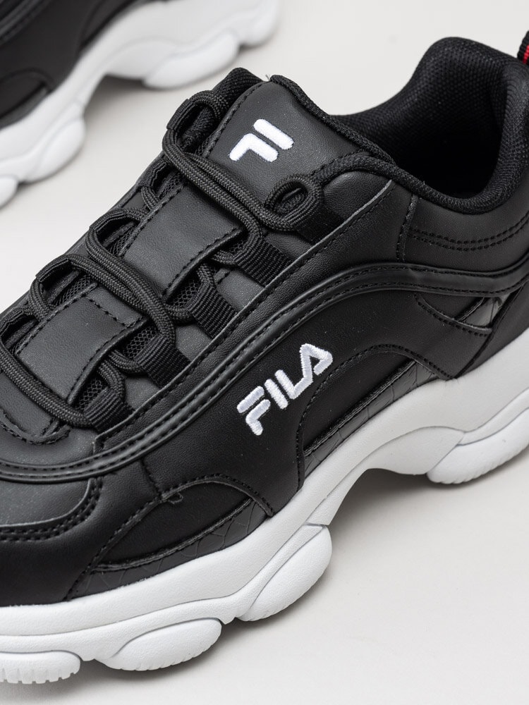 FILA - Strada Dreamster Wmn - Svarta sneakers med cool vit sula