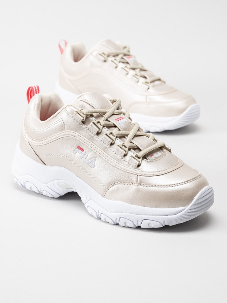 FILA - Strada F Women - Champagnefärgade sneakers i skinn