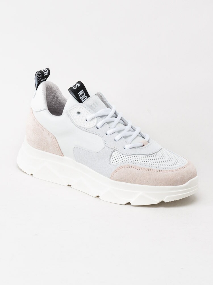 Steve Madden - Pitty - Vita platåsneakers med rosa detaljer