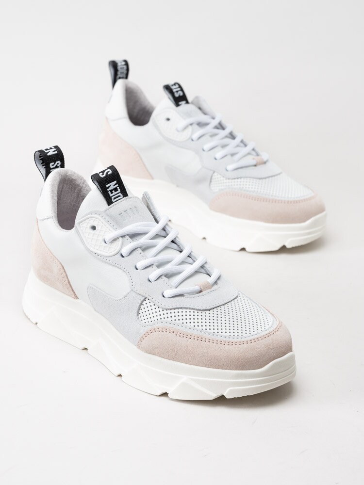 Steve Madden - Pitty - Vita platåsneakers med rosa detaljer