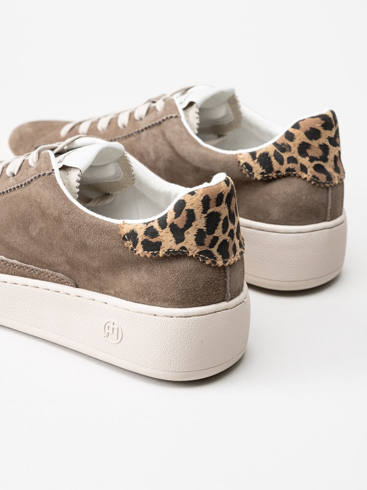 Philip Hog - Evelyn - Grå sneakers i mocka med leopardmönster
