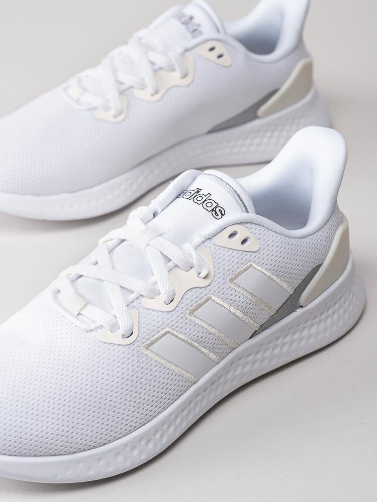 Adidas - Puremotion Se - Vita sneakers i textil