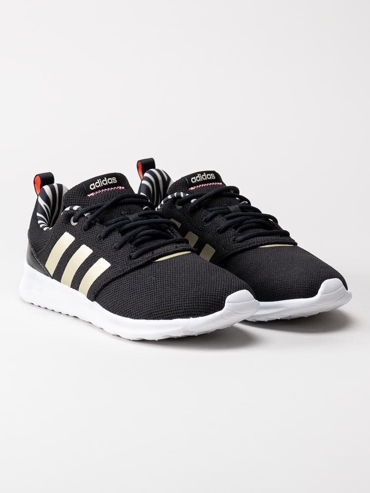 Adidas - QT Racer 2.0 - Svarta sneakers i textil