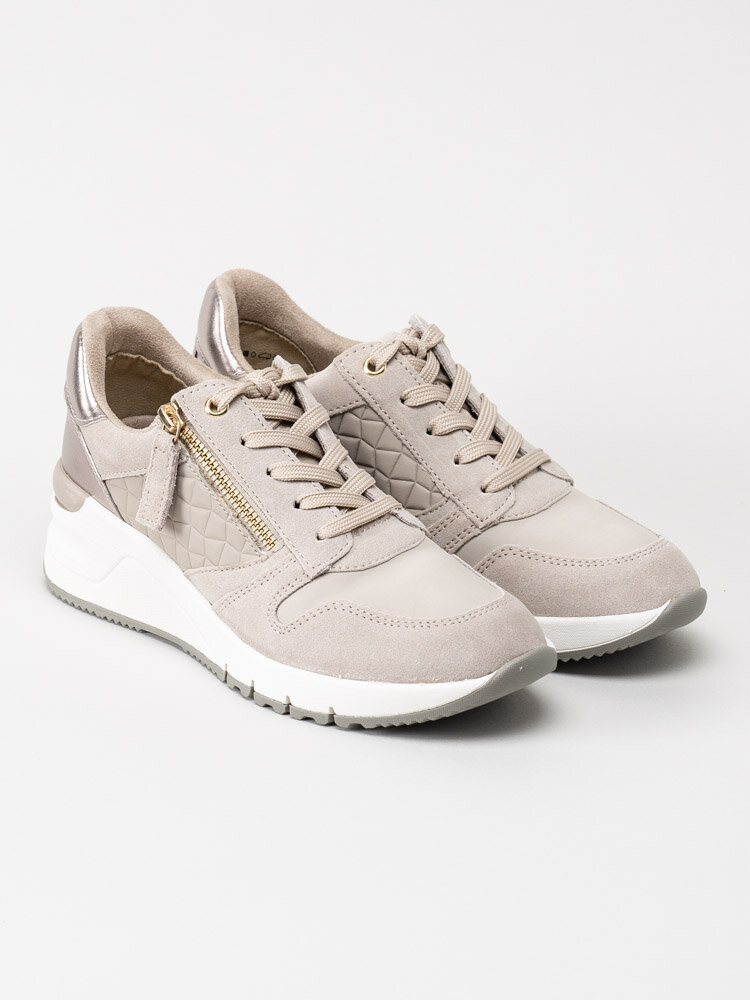 Tamaris - Beige kilklackade sneakers i mocka